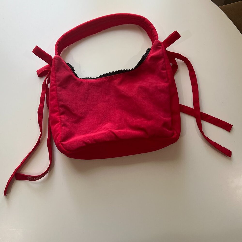 Baggu x Sandy Liang NWOT Mini Bow Bag in Candy Apple - Picture 5 of 5